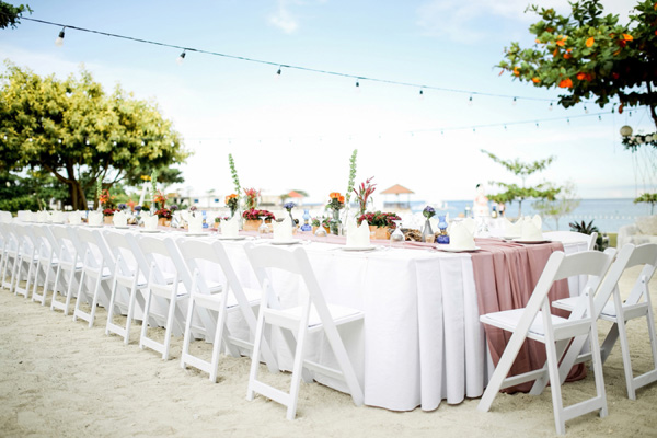rey-and-judy-floral-seaside-wedding-18